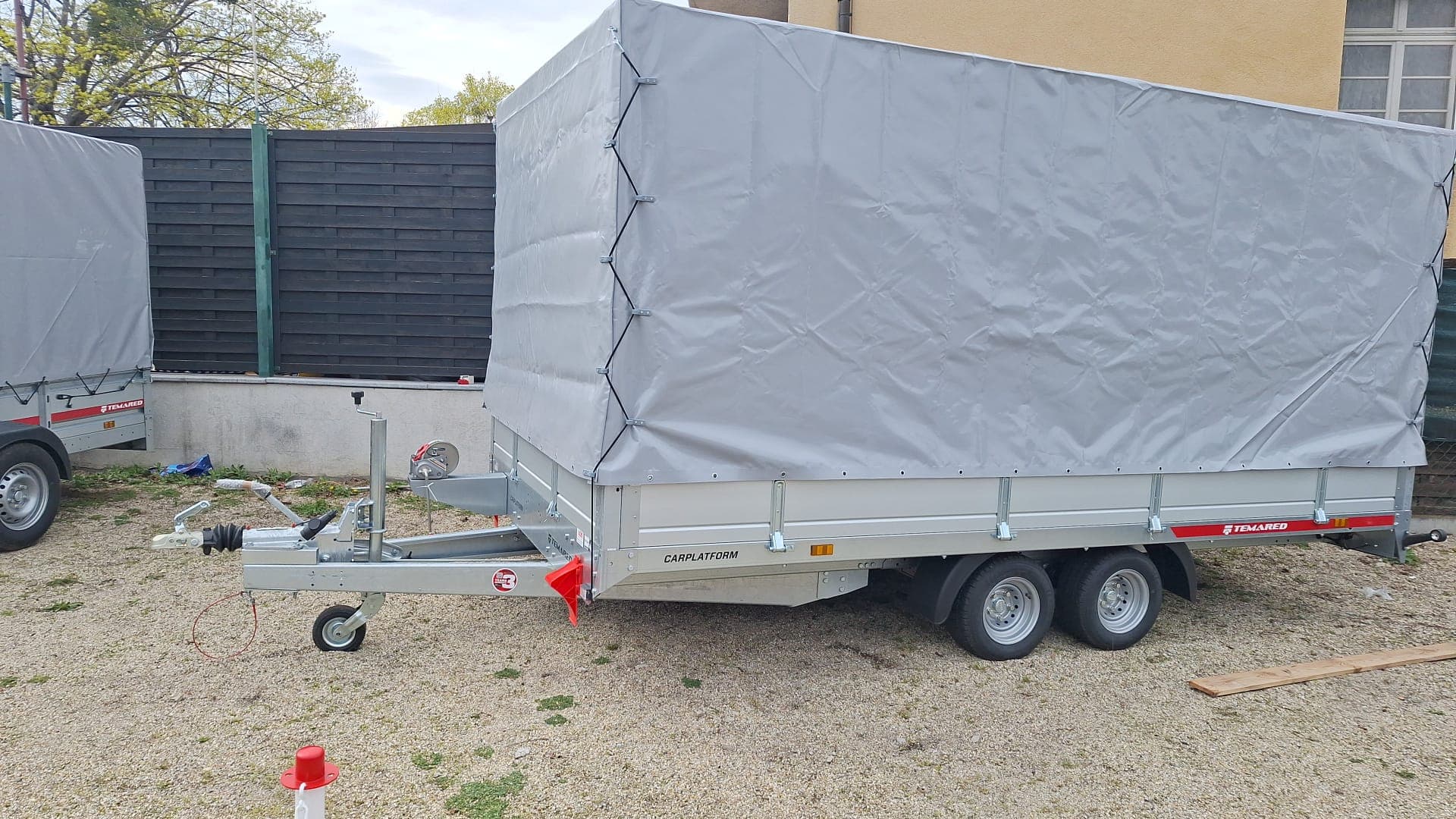 10A - Transportanhänger und Abschleppauto Anhänger - Bild 1